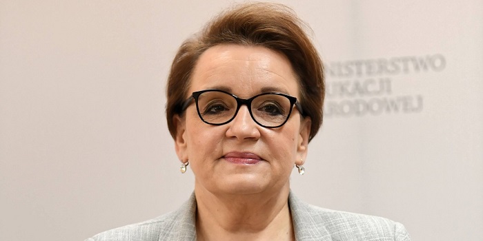 EU to Implement New Regulations to Reduce Food and Textile Waste